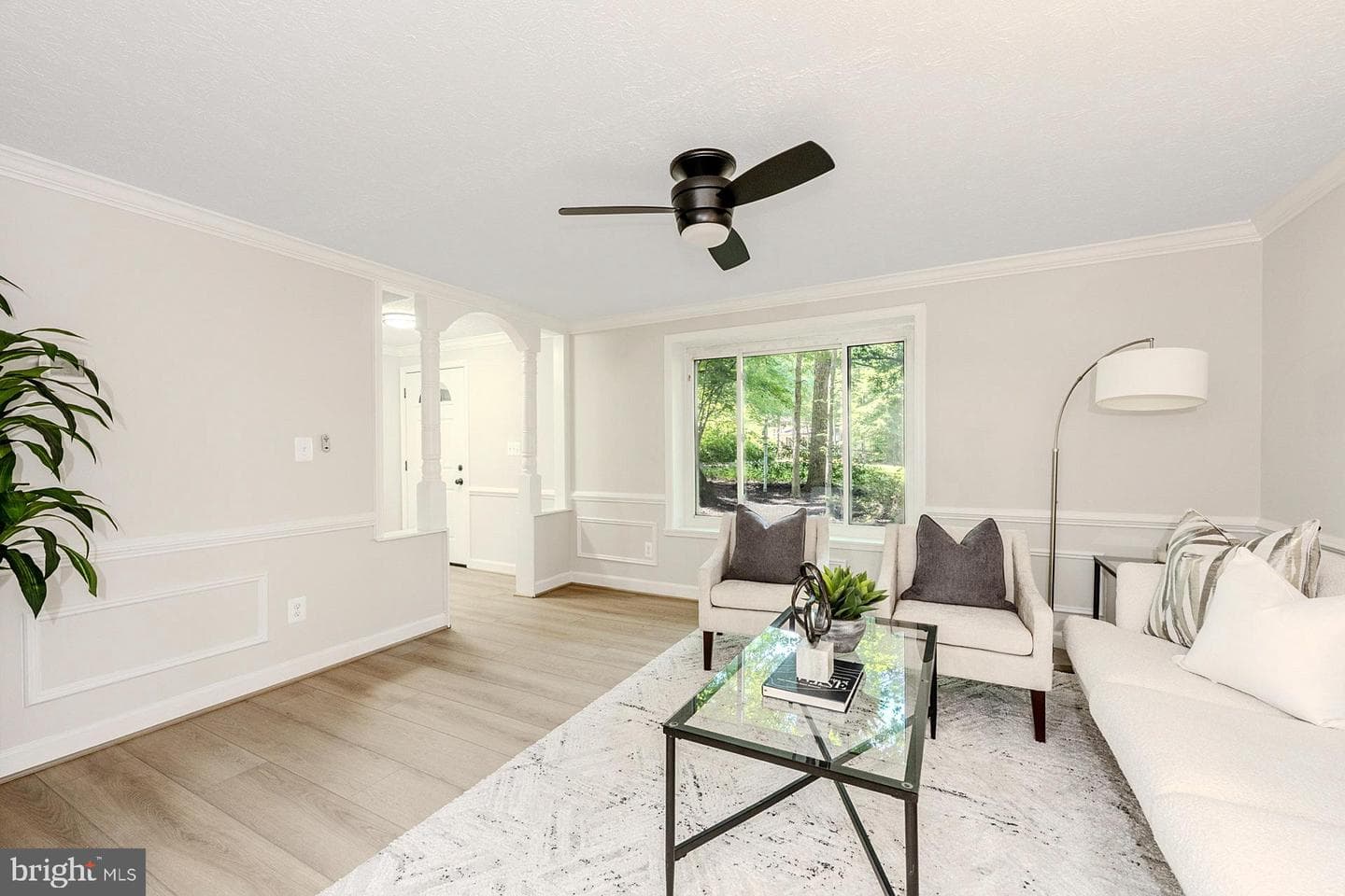 8032 Gracie Drive photo 4