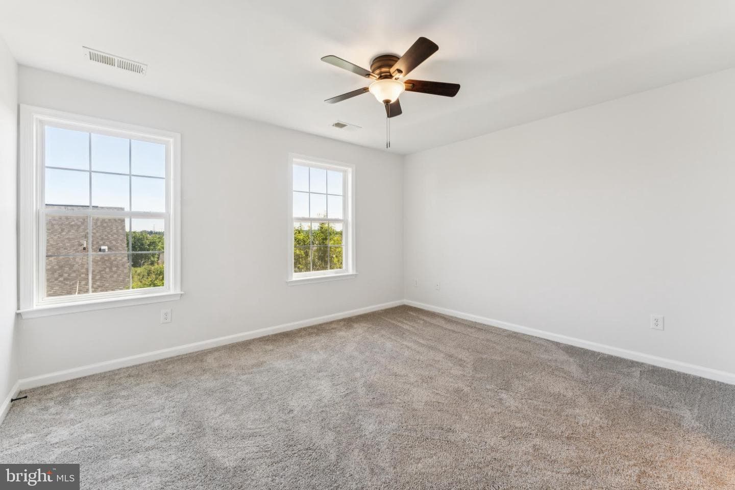 2924 Truffle Oak Place photo 18