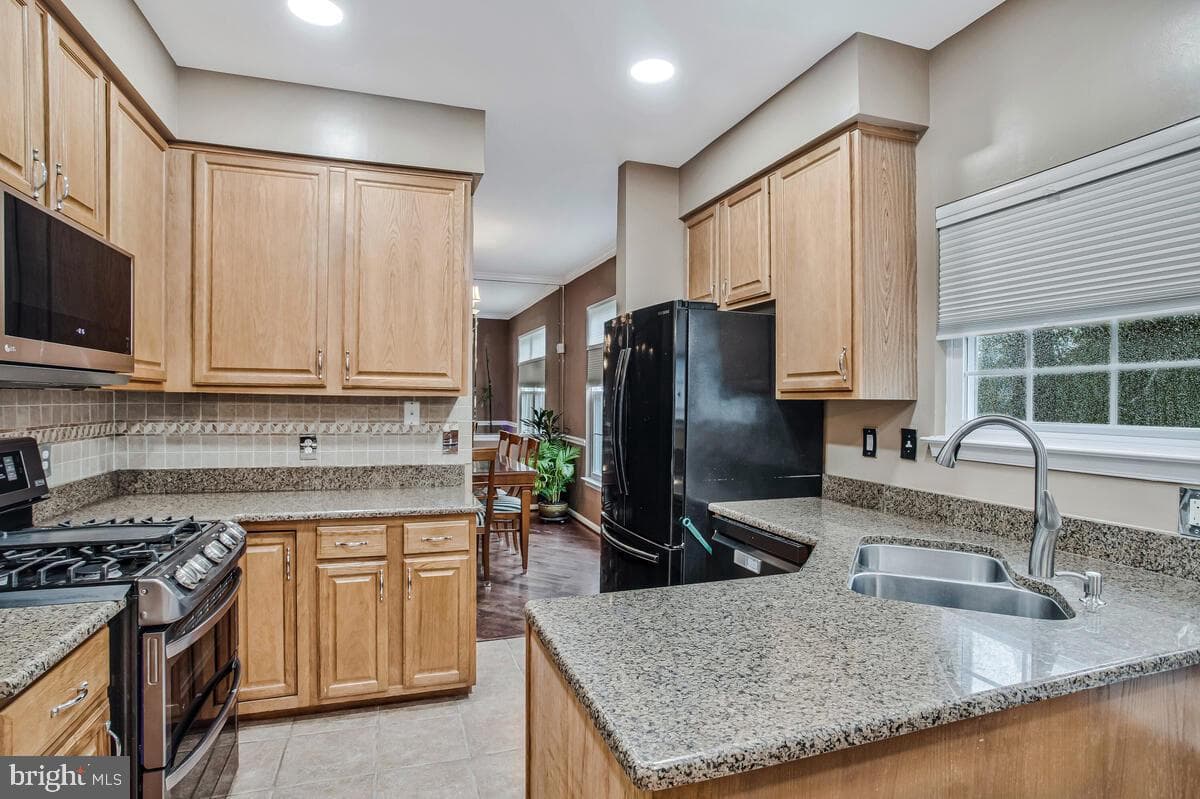 6427 Osprey Court photo 10