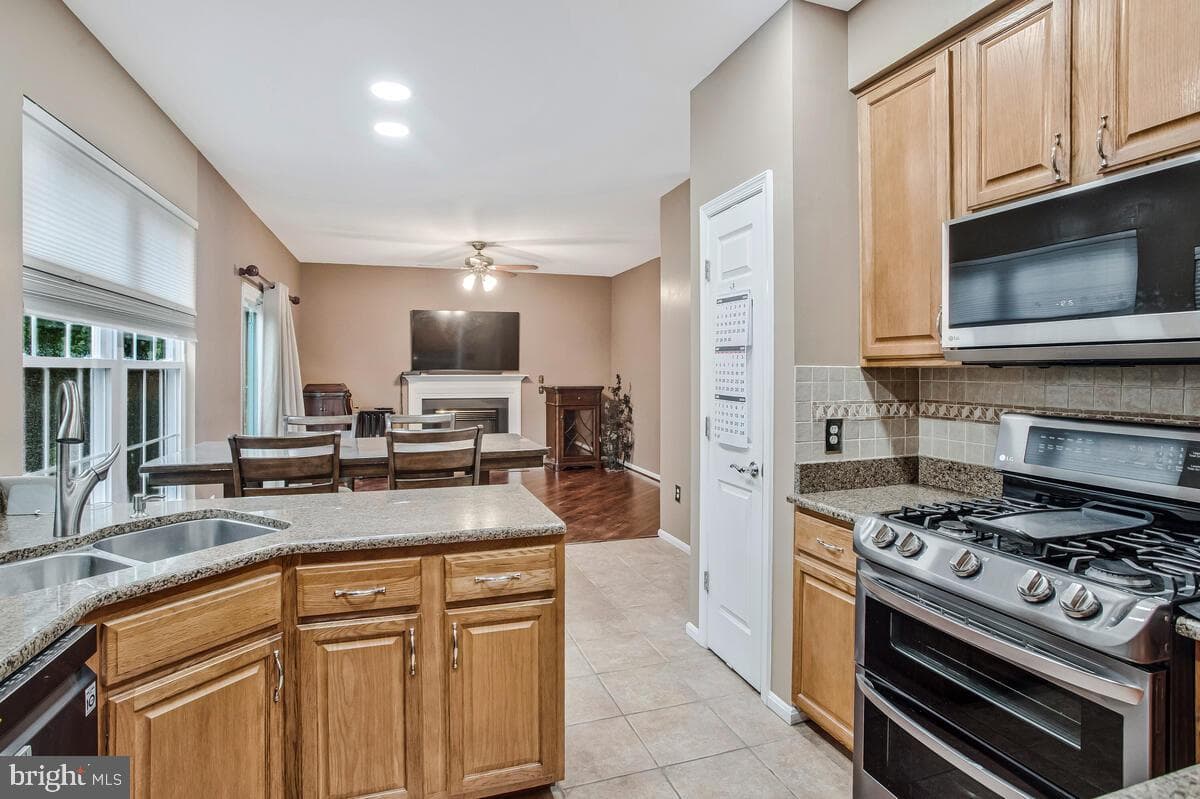 6427 Osprey Court photo 8