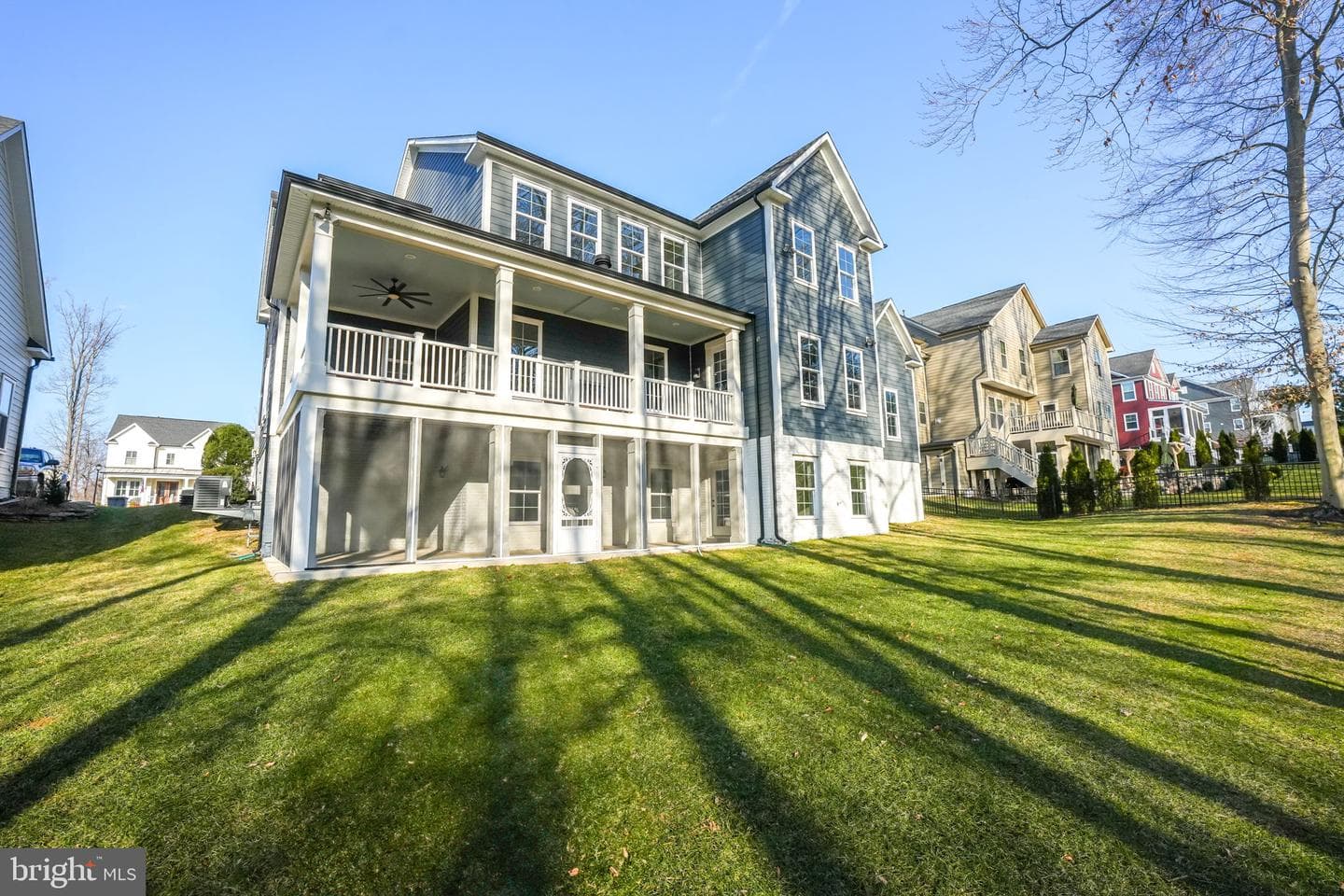 17064 Belle Isle Drive photo 2