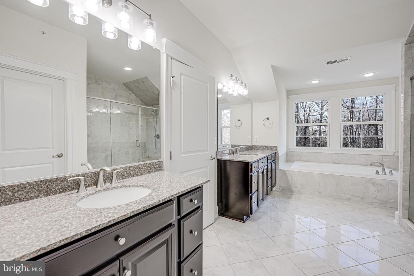 17064 Belle Isle Drive photo 35