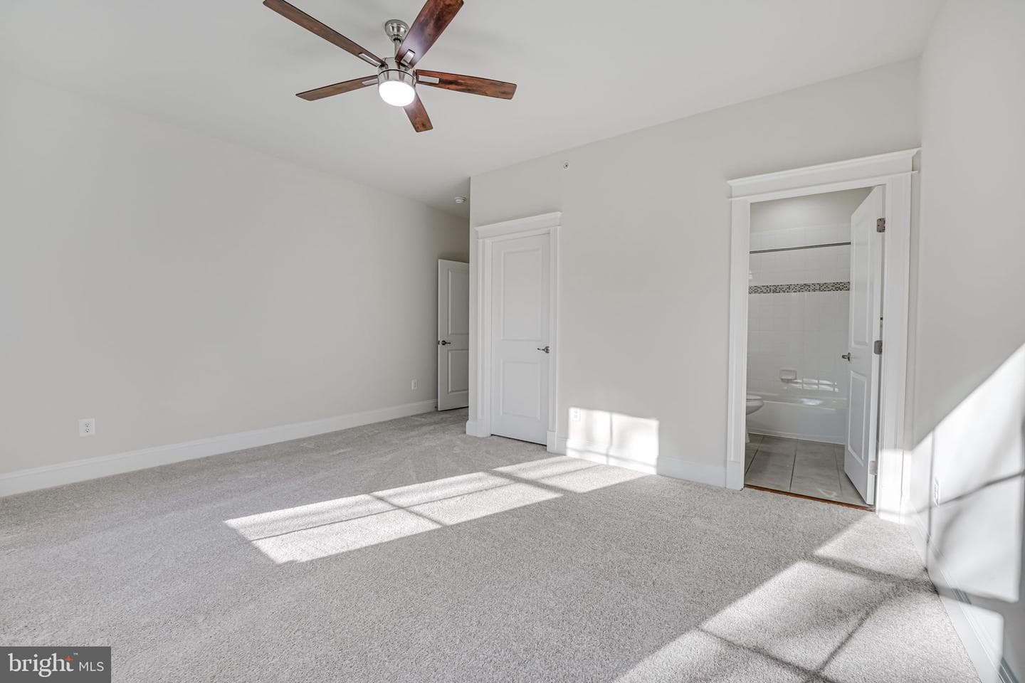 17064 Belle Isle Drive photo 47