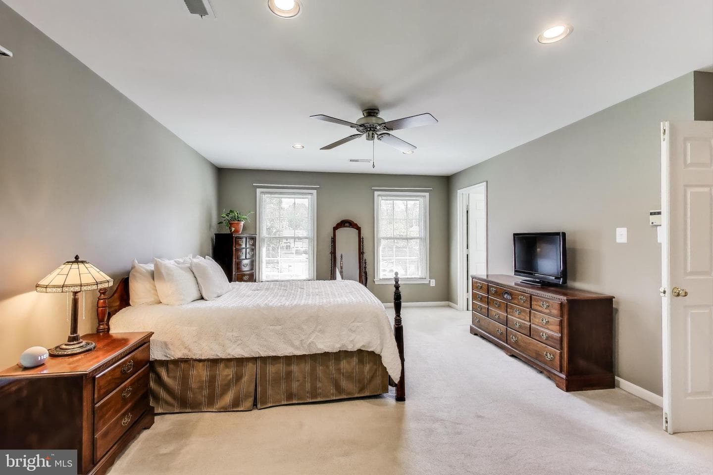 3940 Spirea Court photo 27