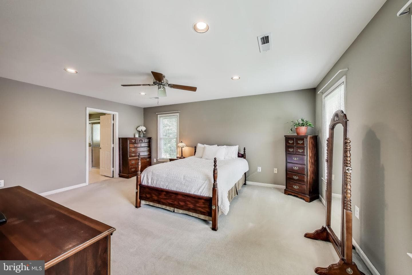 3940 Spirea Court photo 28