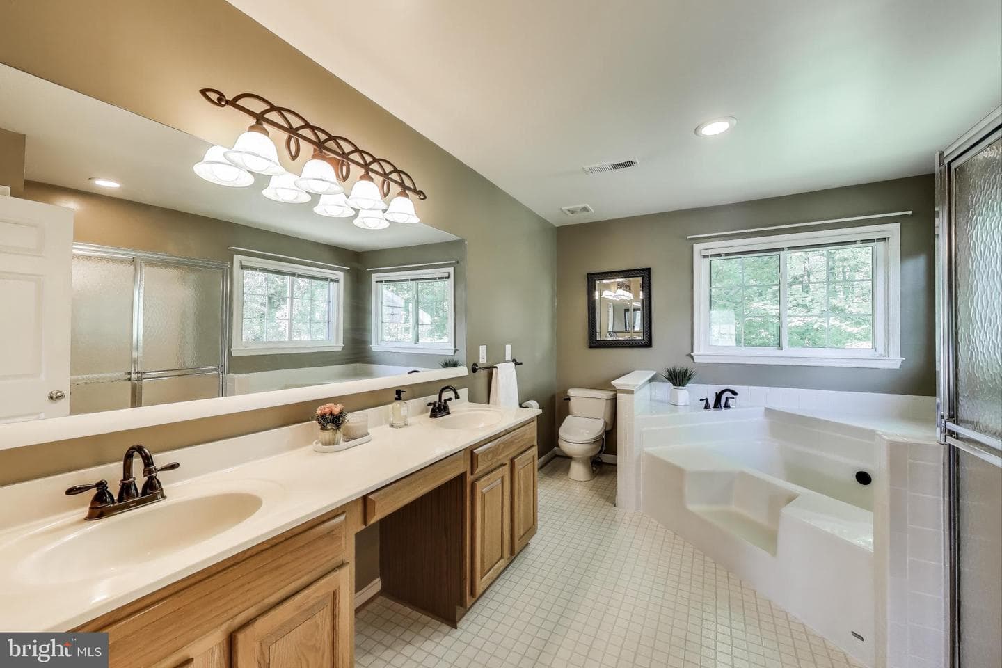 3940 Spirea Court photo 30