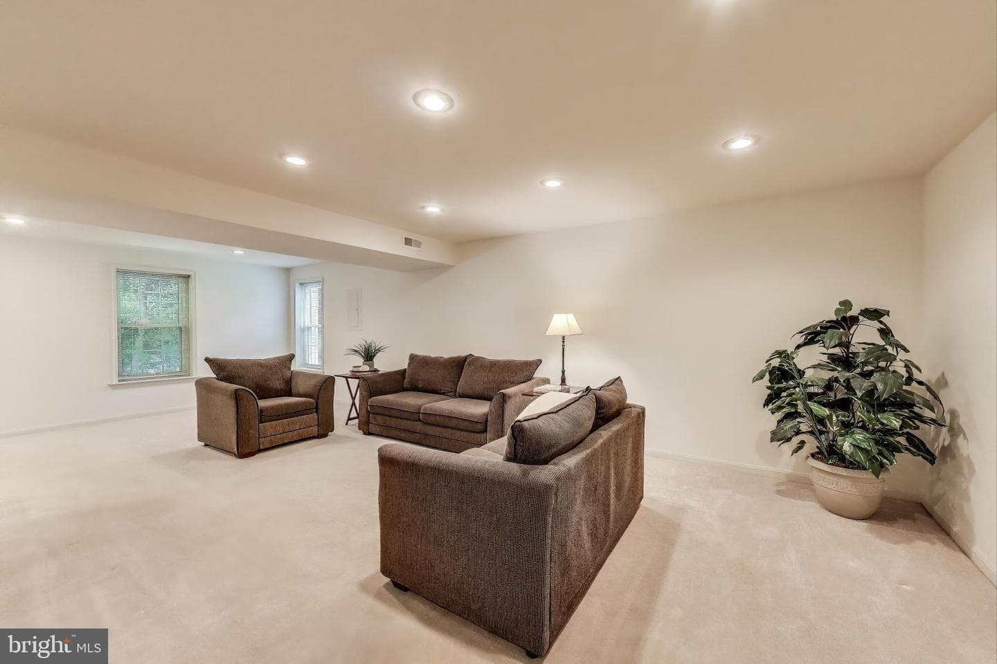 3940 Spirea Court photo 40