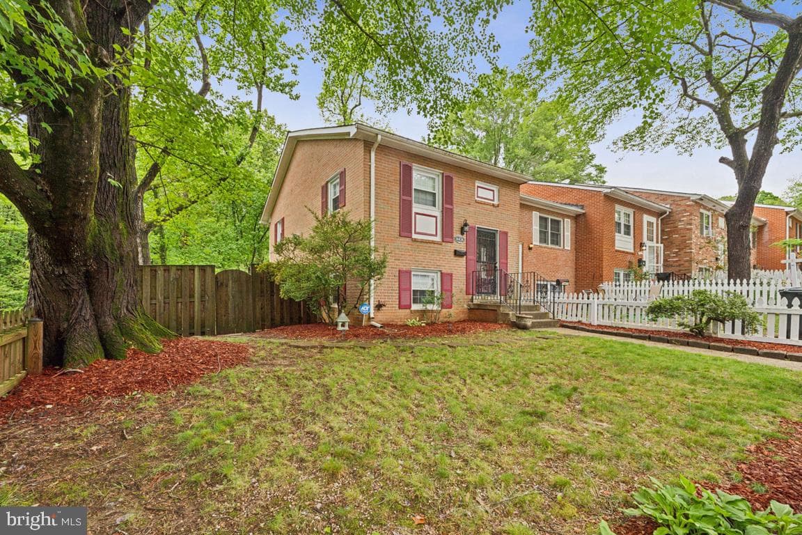 14436 Falmouth Drive photo 2