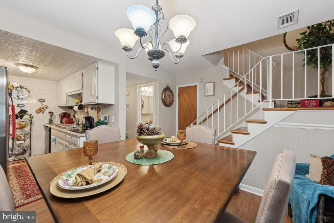 14436 Falmouth Drive photo 4