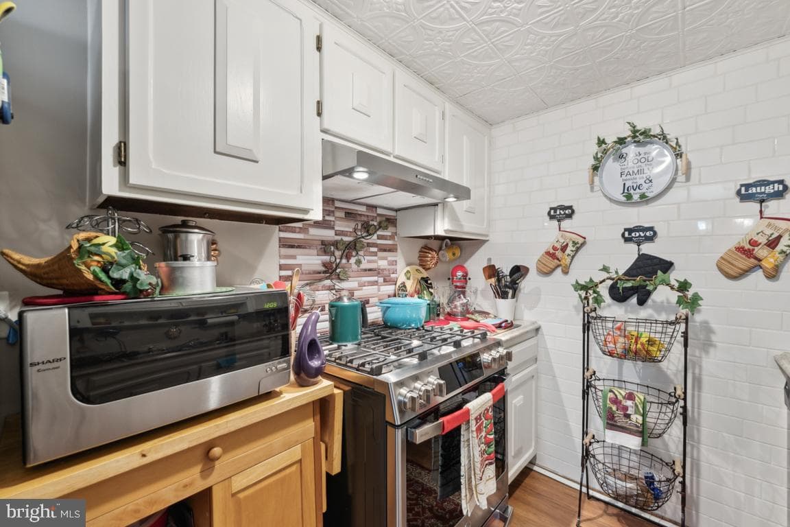 14436 Falmouth Drive photo 6