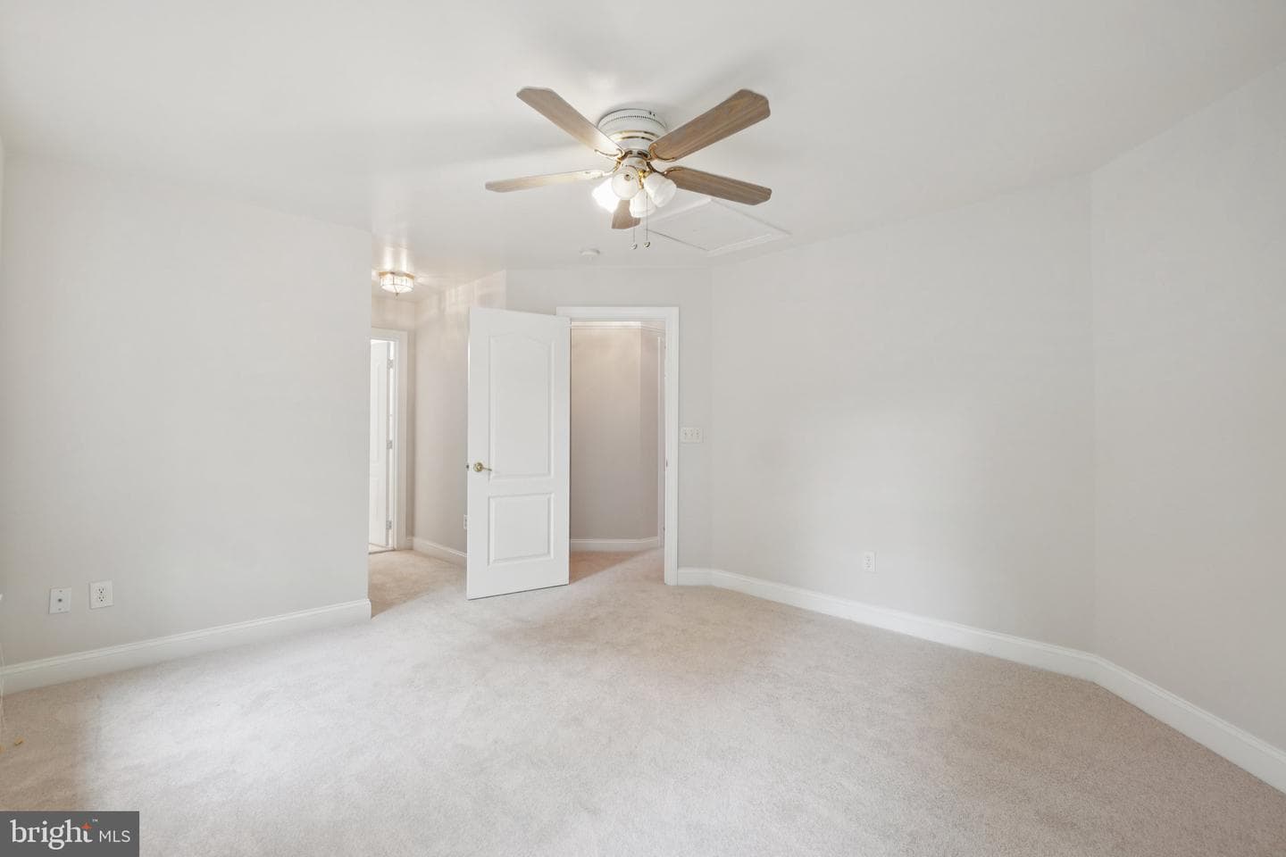 13432 Classic Oaks Court photo 33