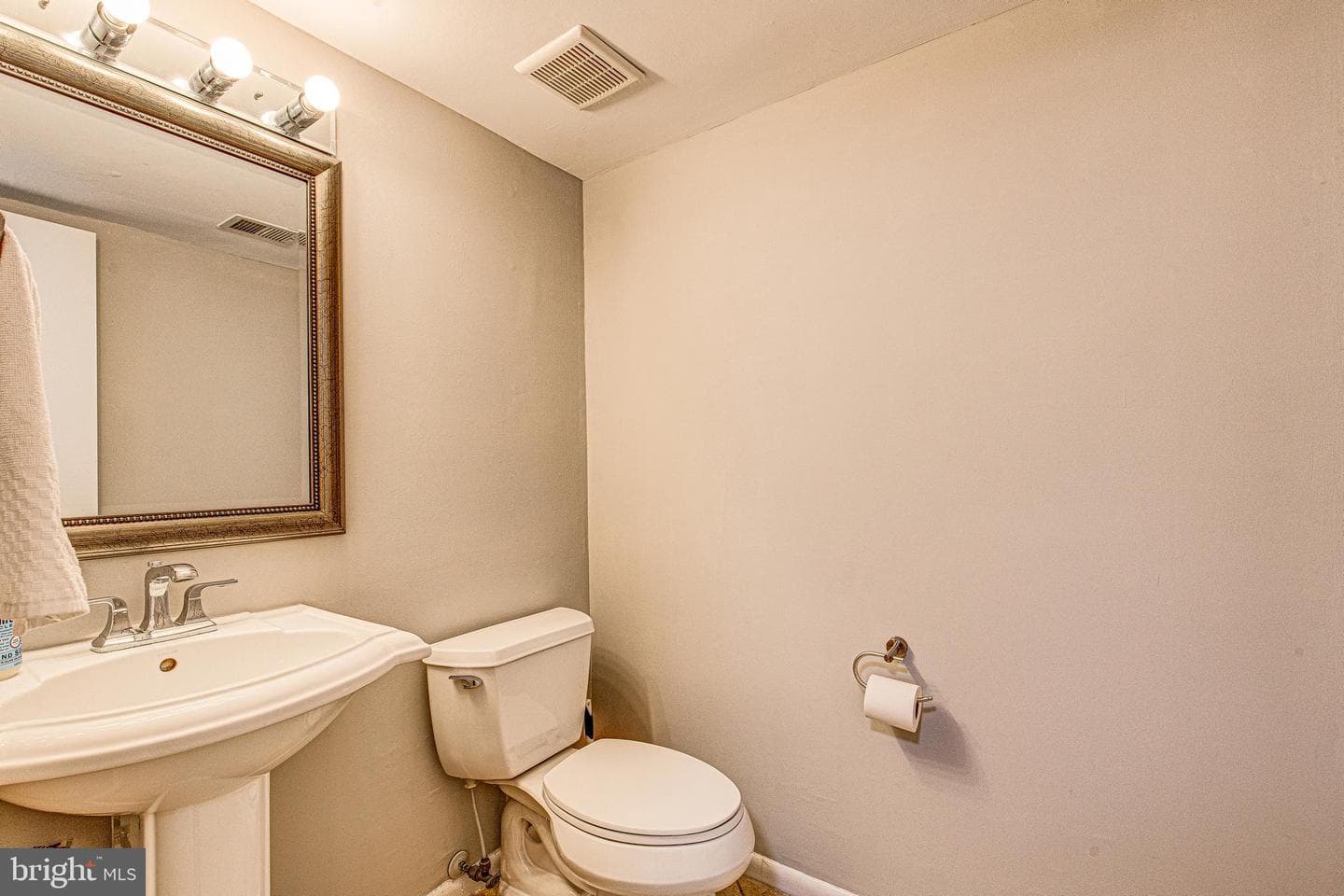 15013 Cardin Place photo 5
