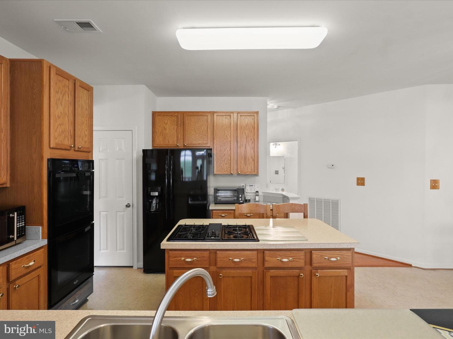 5204 Spanish Dollar Court photo 16