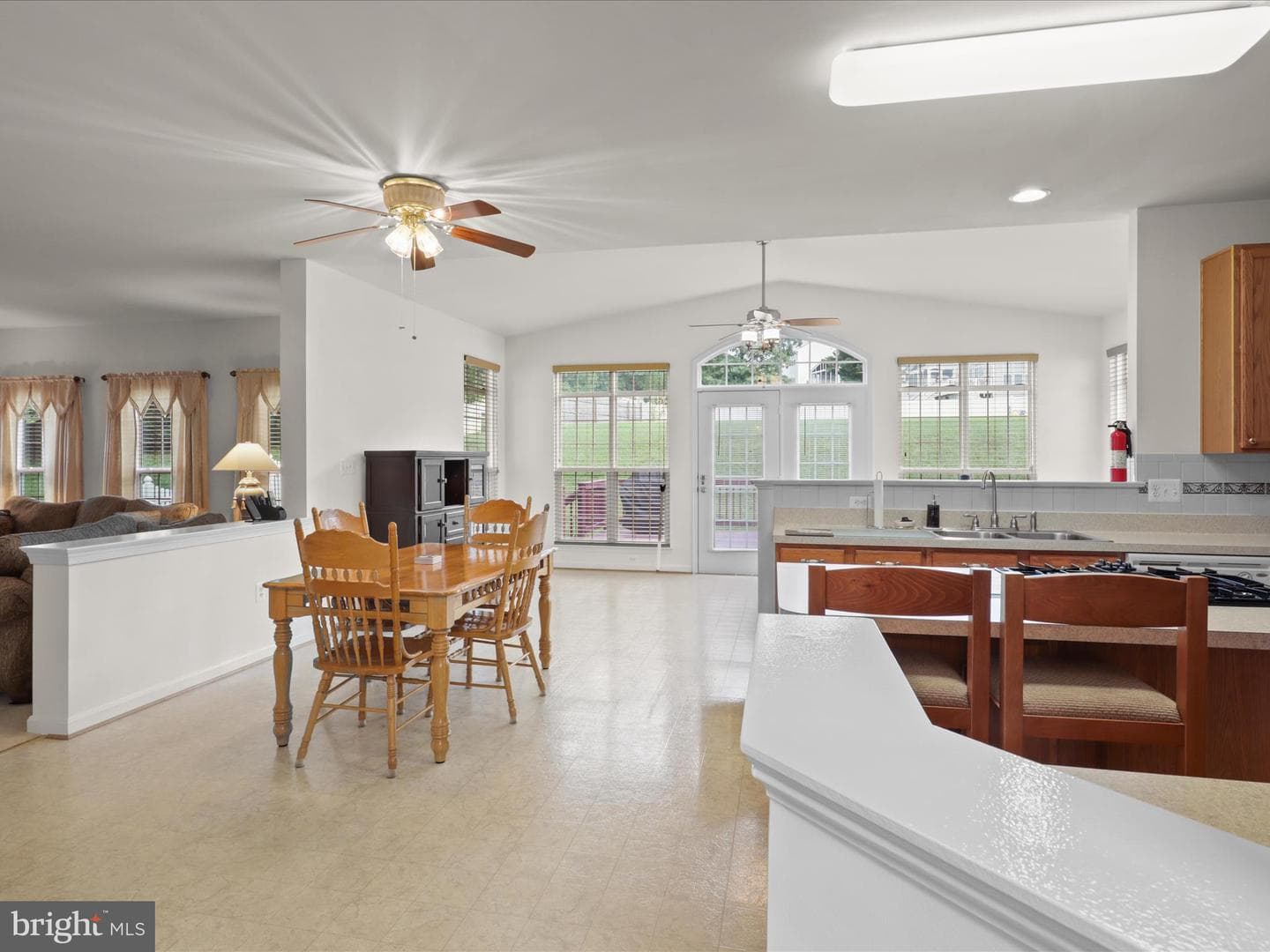 5204 Spanish Dollar Court photo 17