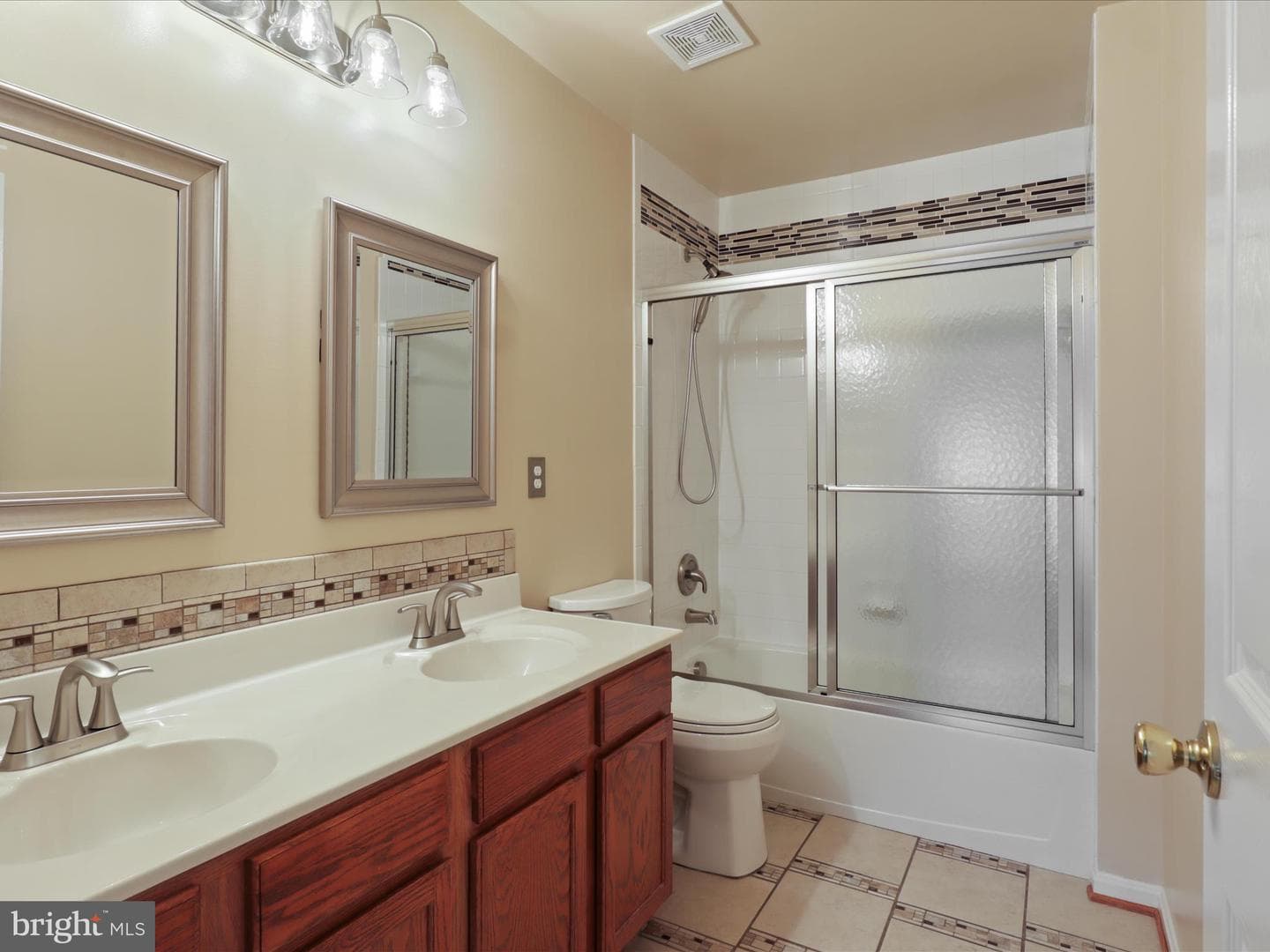 5204 Spanish Dollar Court photo 32