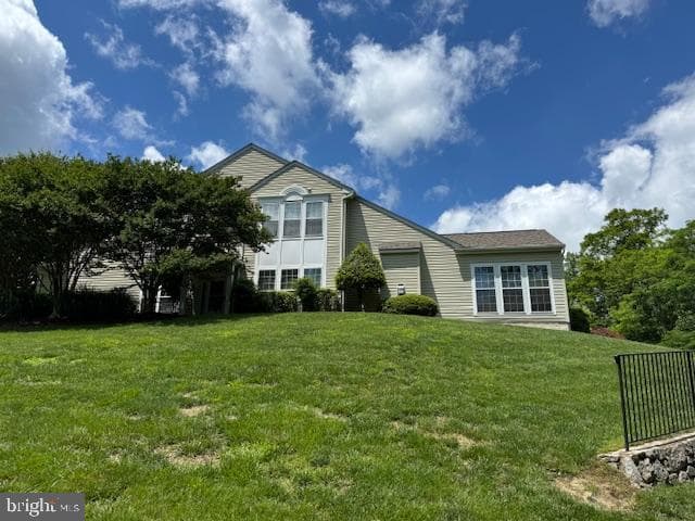1720 Faversham Way photo 4