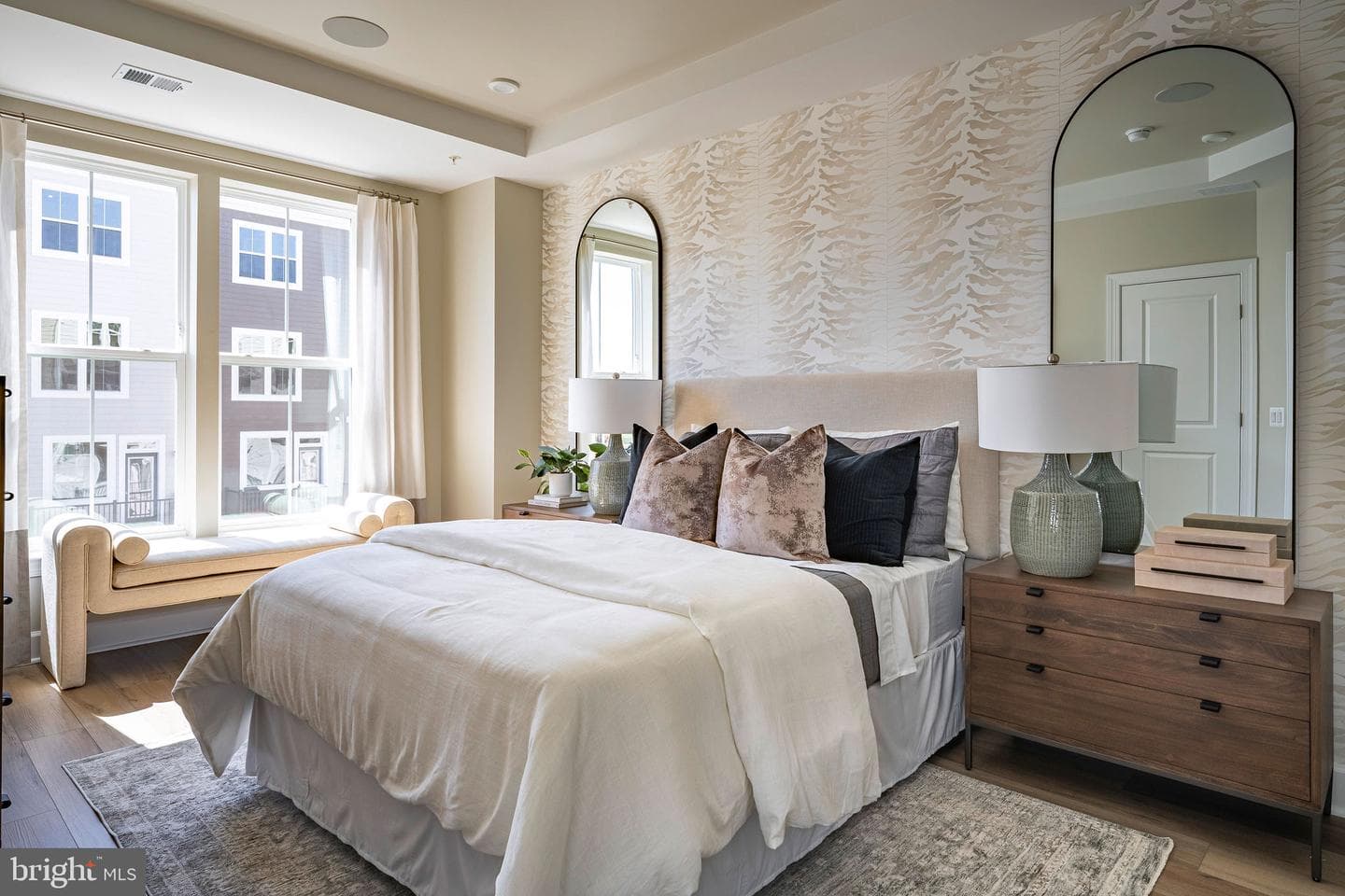 1 Belmont Bay Drive photo 12