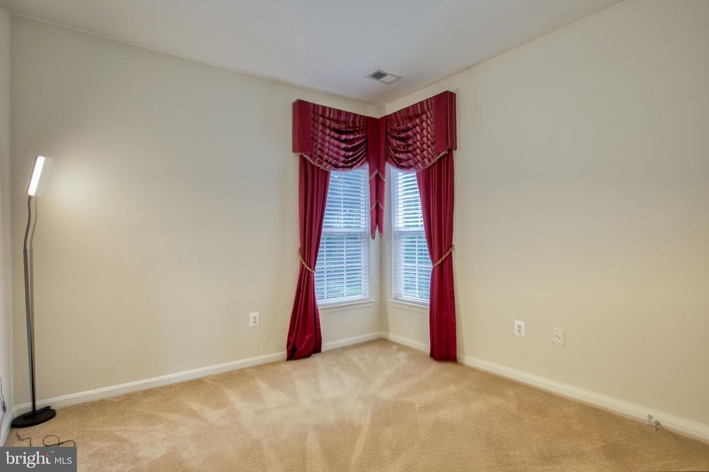 4076 Presidential Hill Loop photo 16