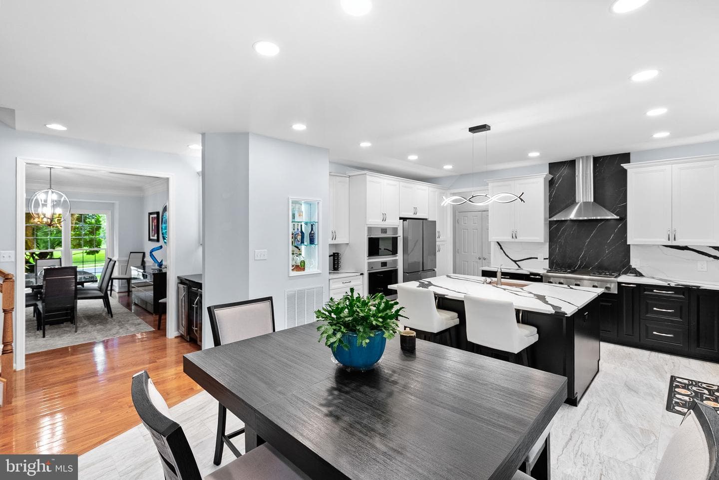 7633 Great Dover Street photo 26