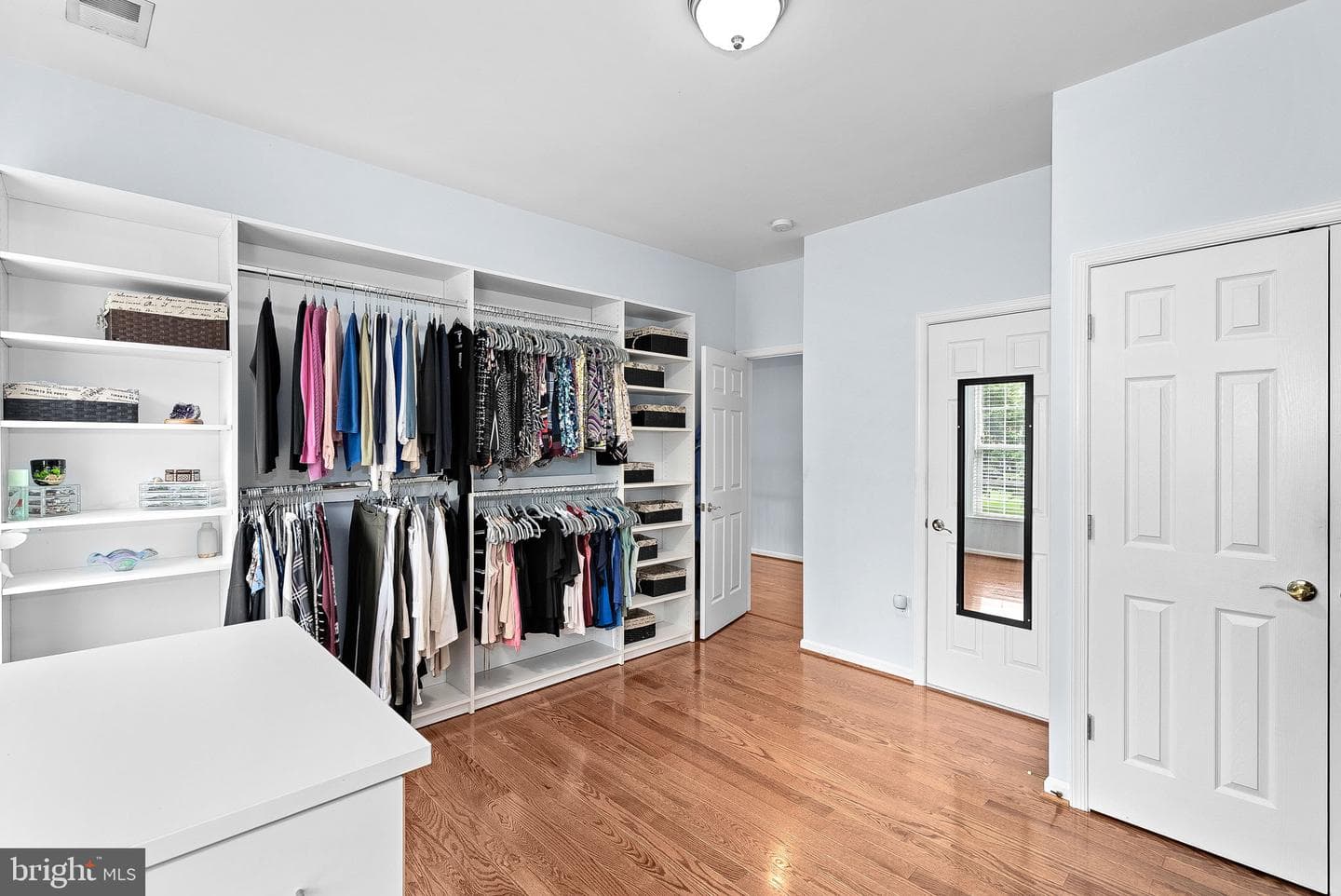 7633 Great Dover Street photo 60
