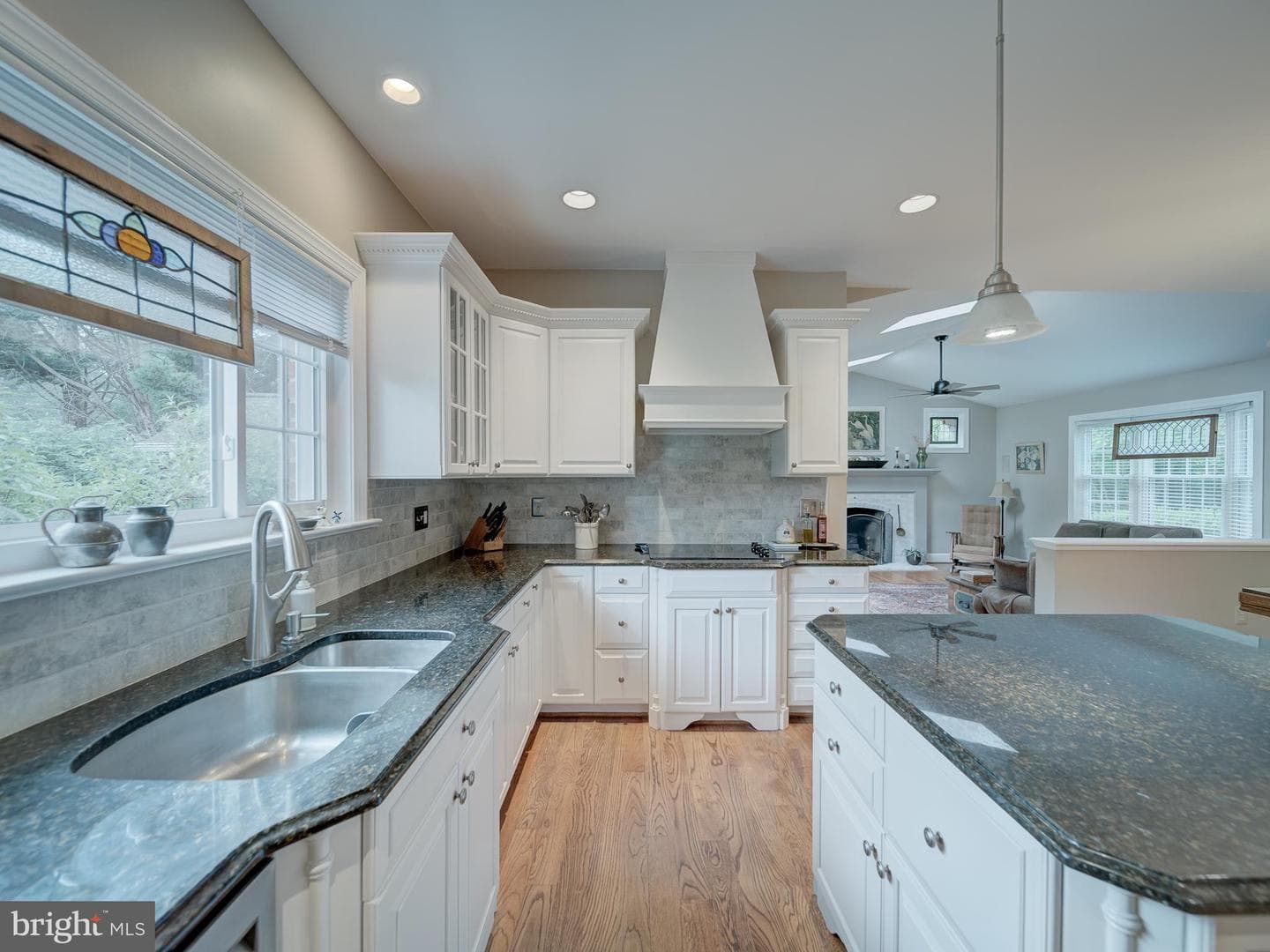 4387 Stepney Drive photo 31