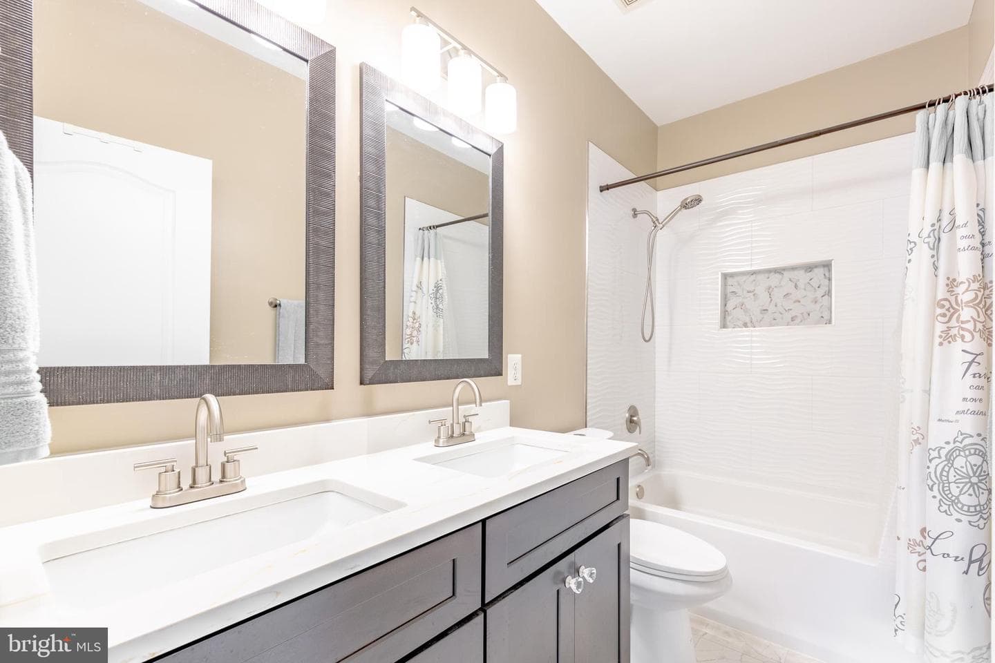 4141 Philena Street photo 28