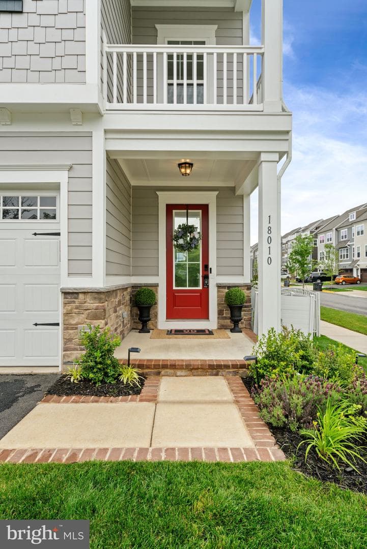 18010 Woods Overlook Drive photo 8