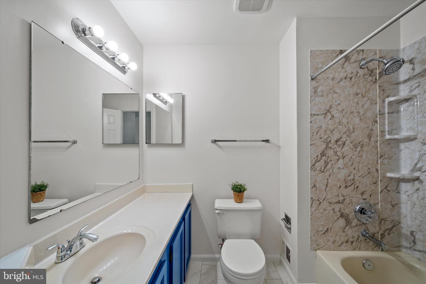 15021 Bridgeport Drive photo 13