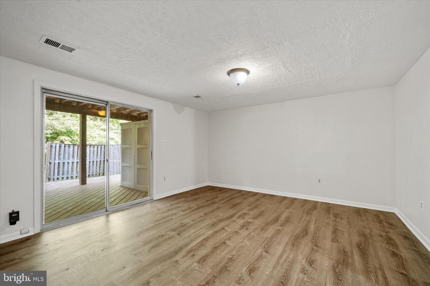 15021 Bridgeport Drive photo 16