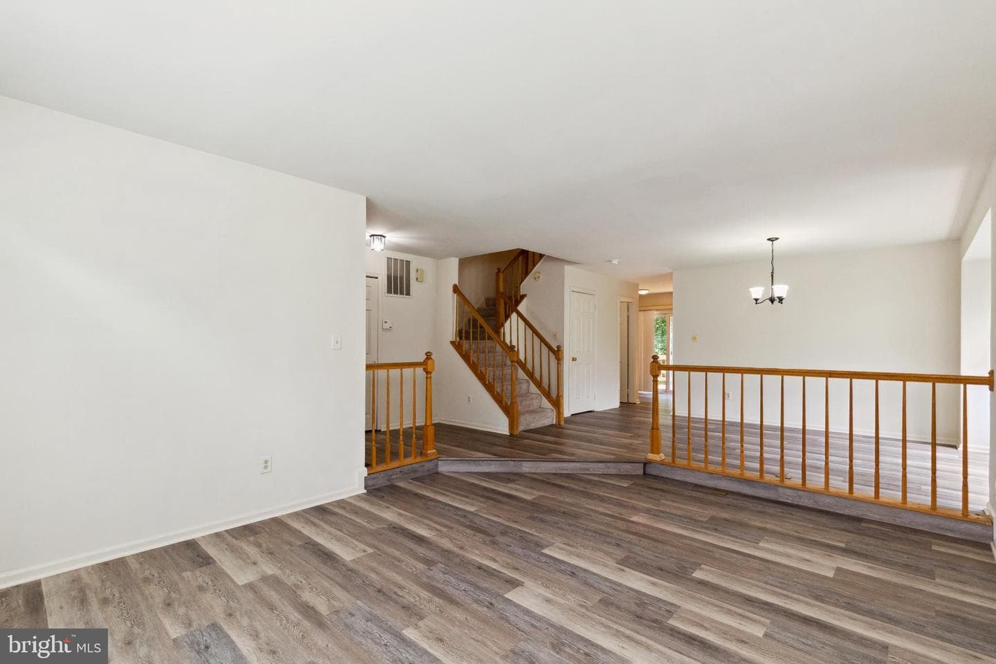 3299 Corcyra Court photo 4