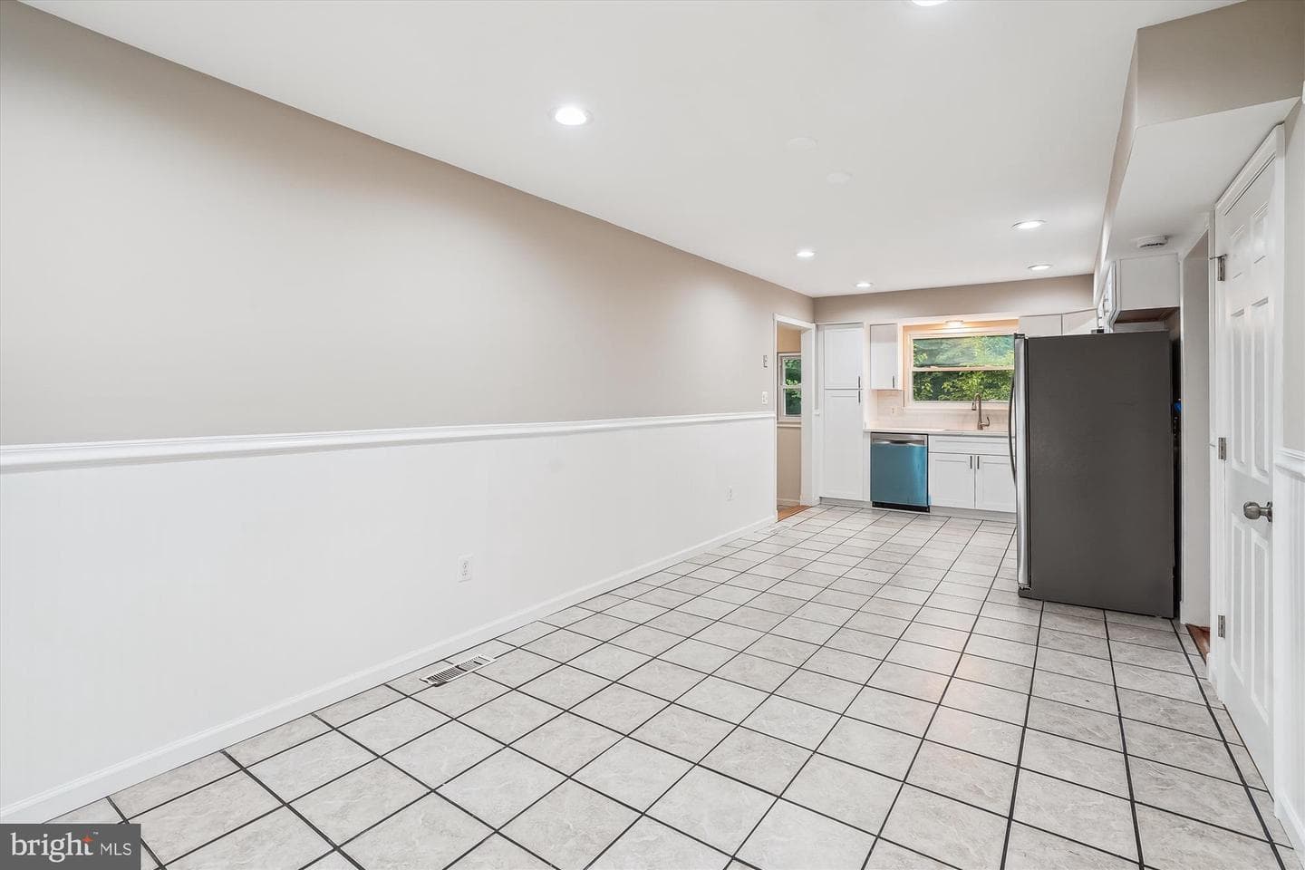 2502 Dover Court photo 10