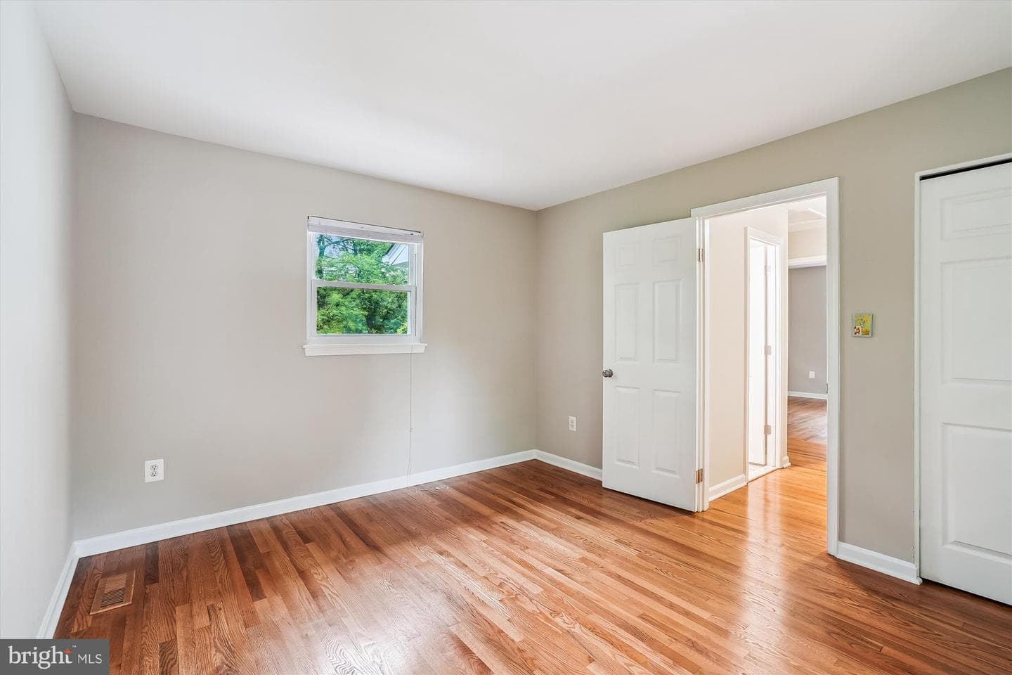2502 Dover Court photo 28