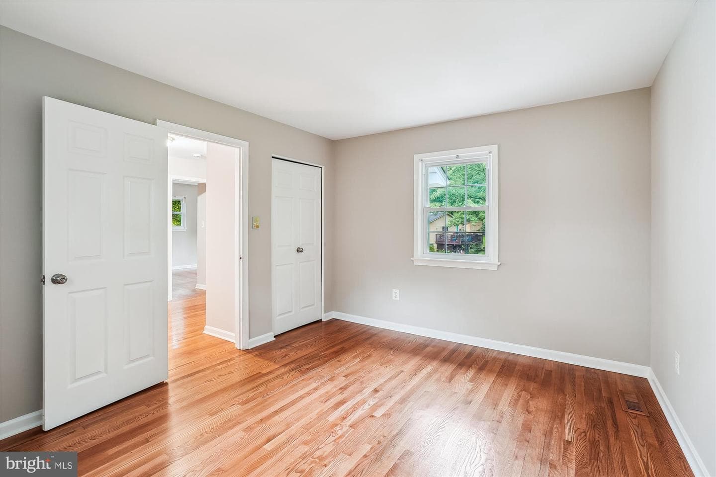 2502 Dover Court photo 29