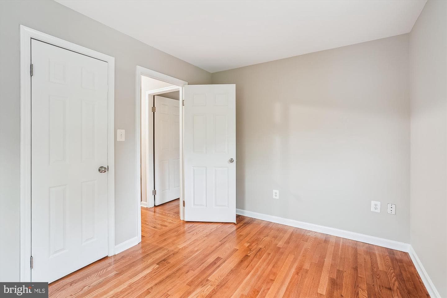 2502 Dover Court photo 33