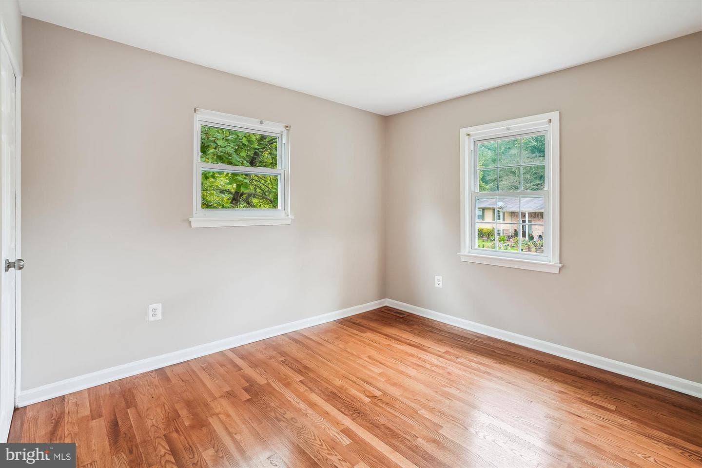2502 Dover Court photo 35