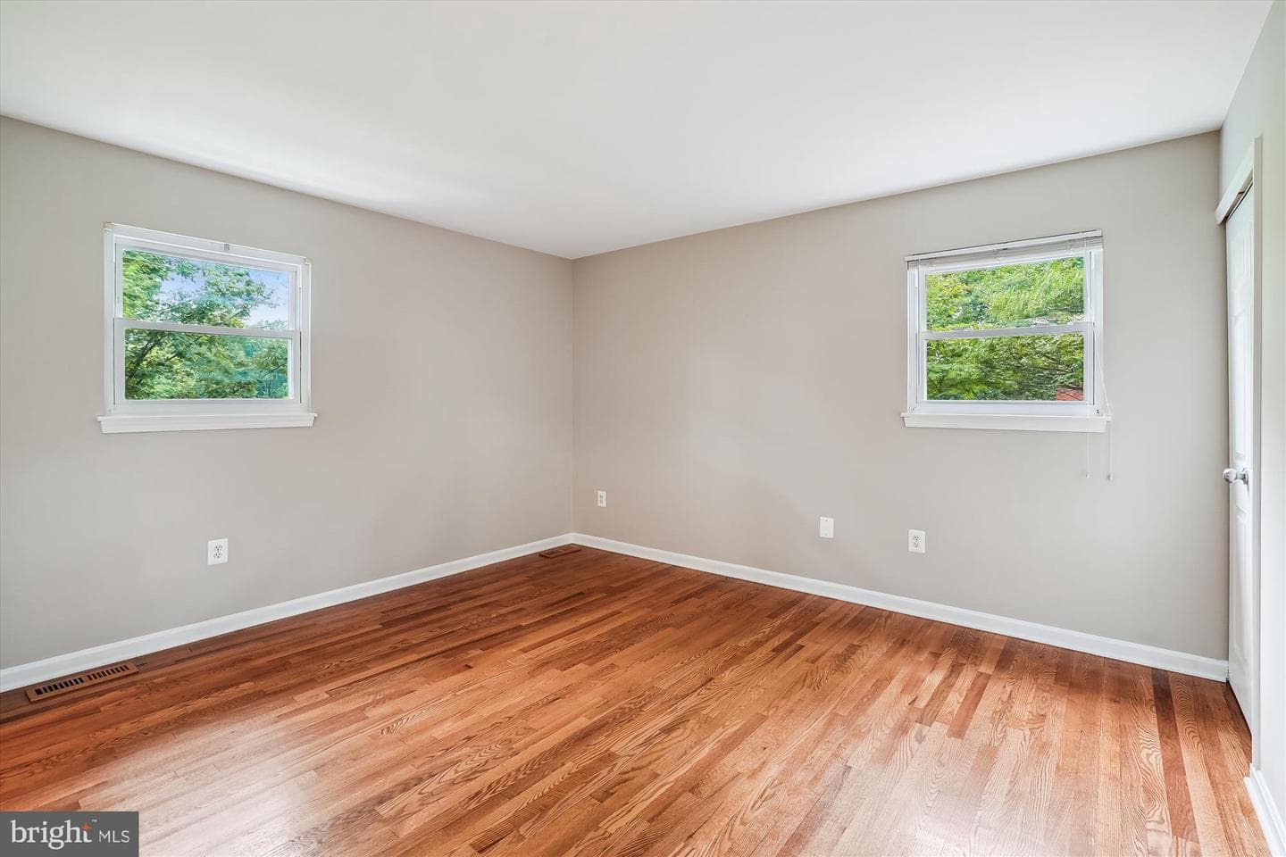 2502 Dover Court photo 46