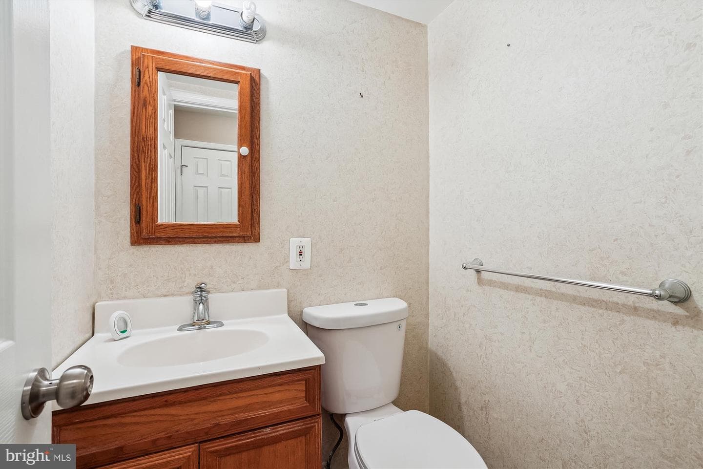 2502 Dover Court photo 47