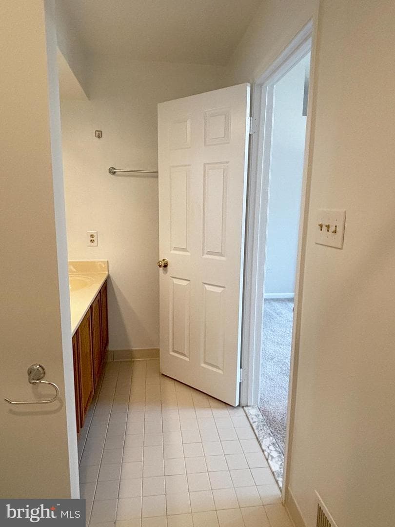 7930 Blue Gray Circle photo 27