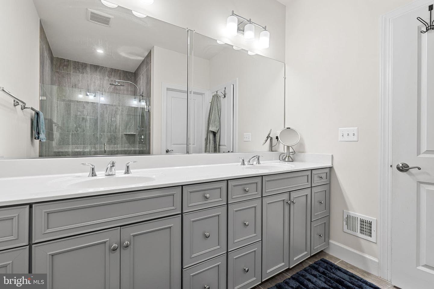 8775 Elsing Green Drive photo 21