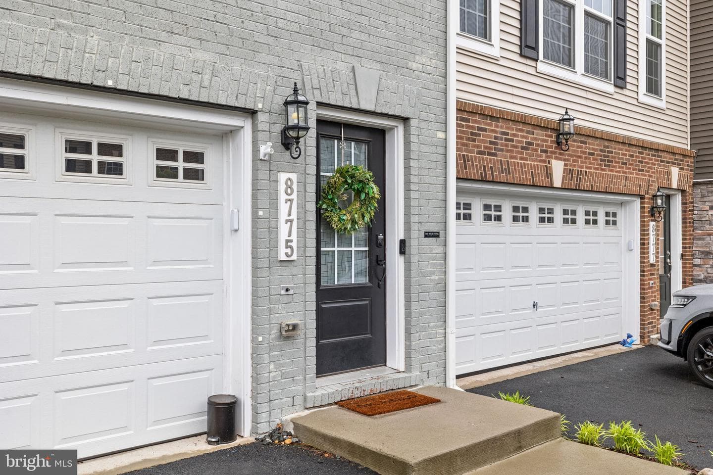8775 Elsing Green Drive photo 5