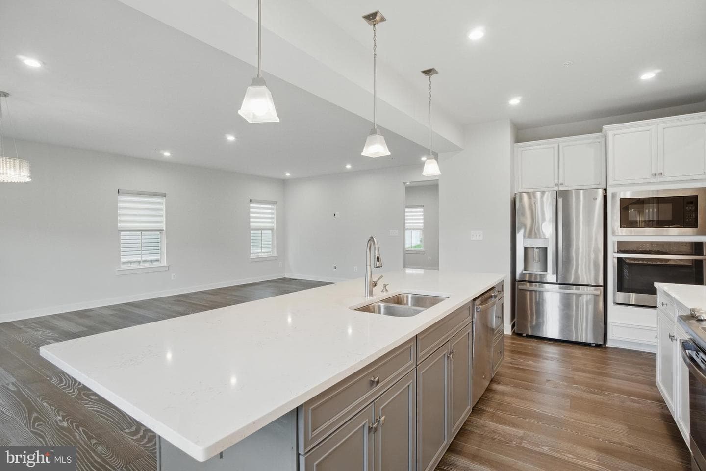 11189 Wheeler Ridge Drive photo 8