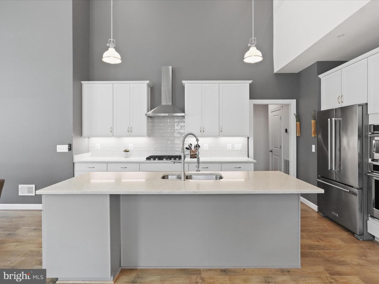 18206 Thunderbolt Road photo 9
