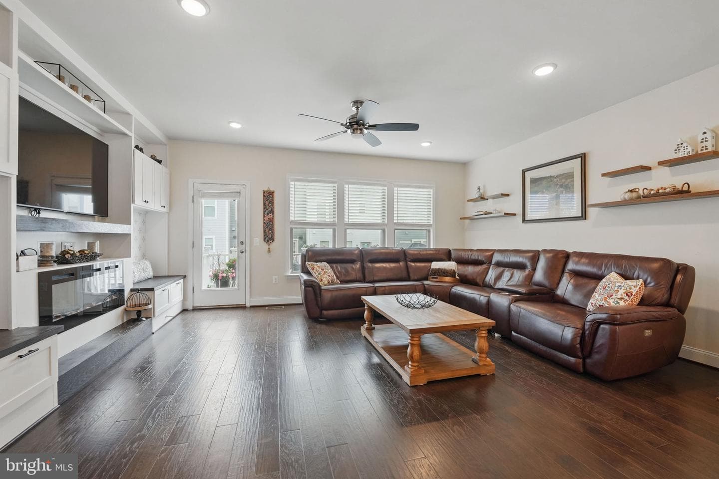 2069 Alder Lane photo 11