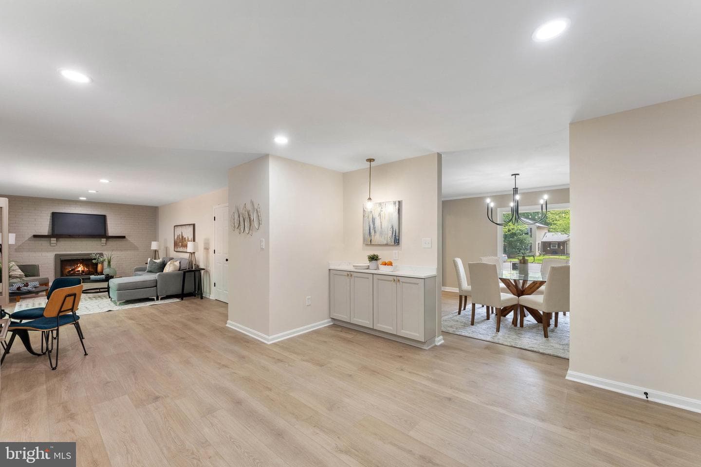 15706 Beacon Court photo 14