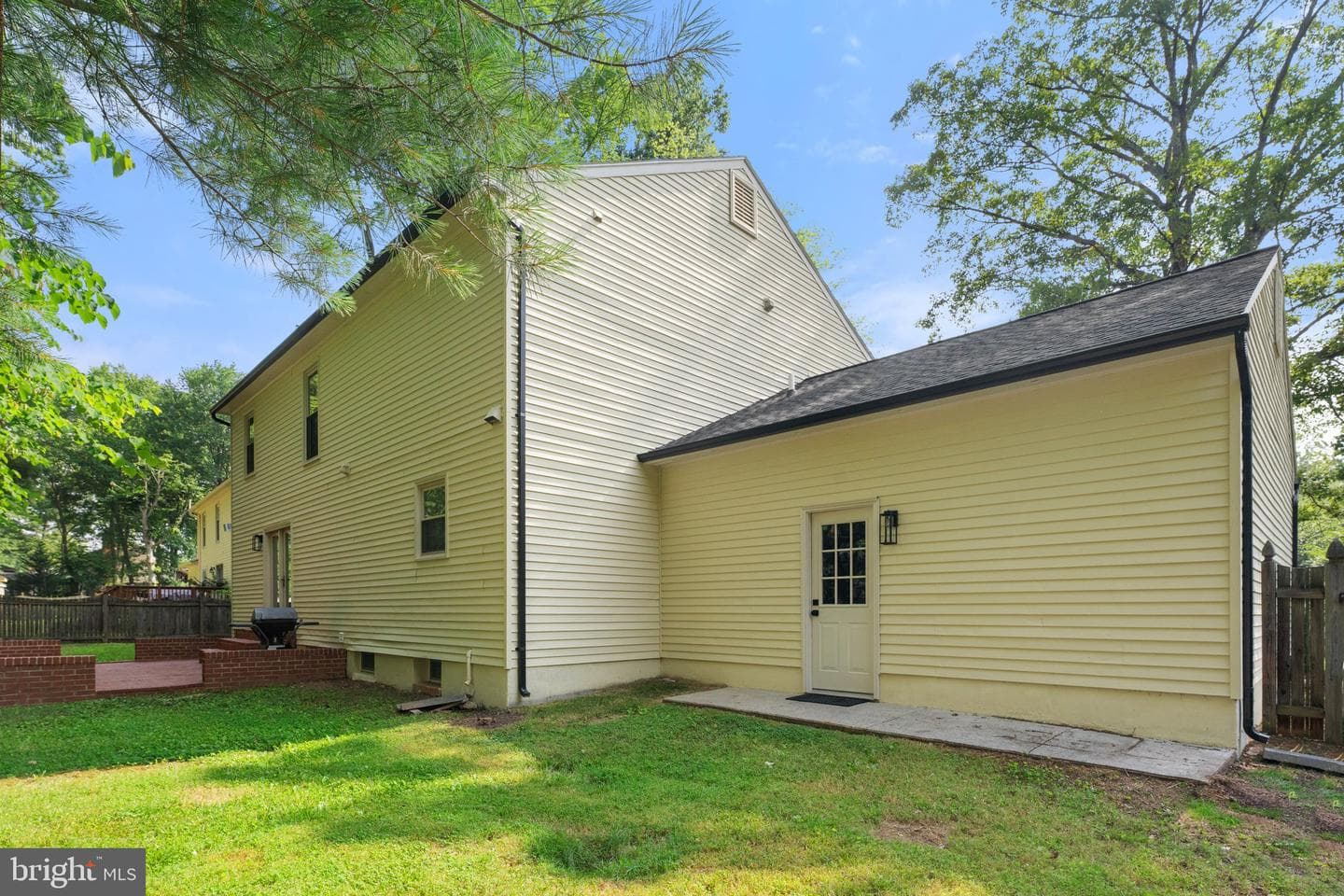 15706 Beacon Court photo 64
