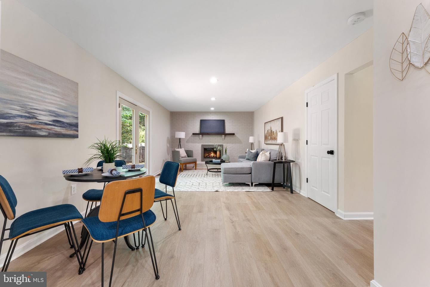 15706 Beacon Court photo 8