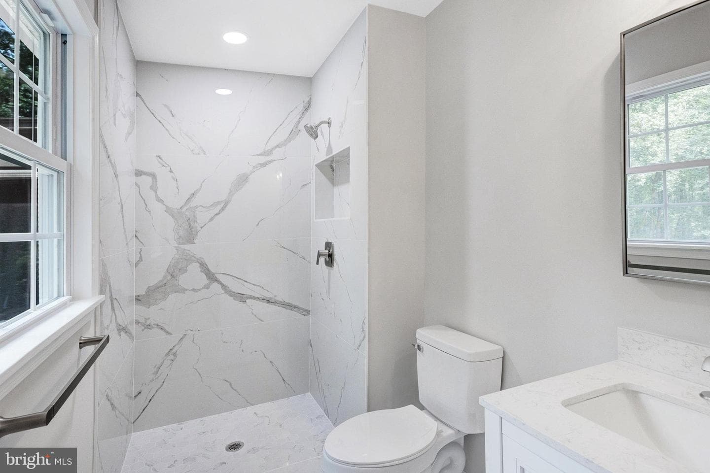 14583 Leary Street photo 17
