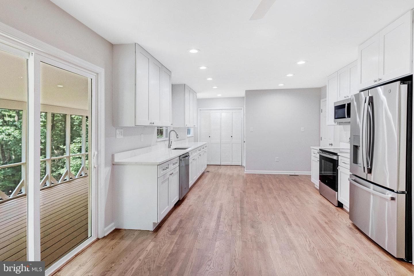 14583 Leary Street photo 8
