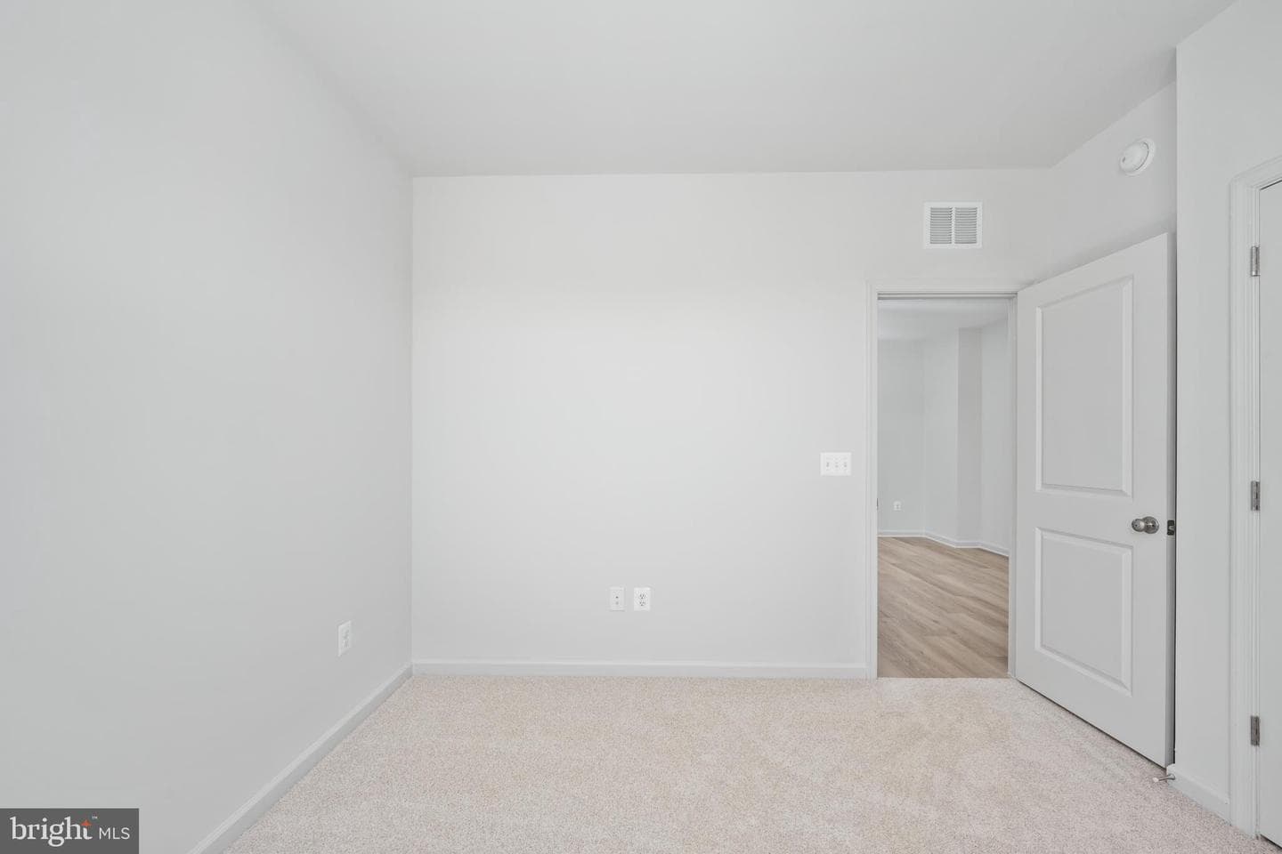 2636 Neabsco Common Place photo 24