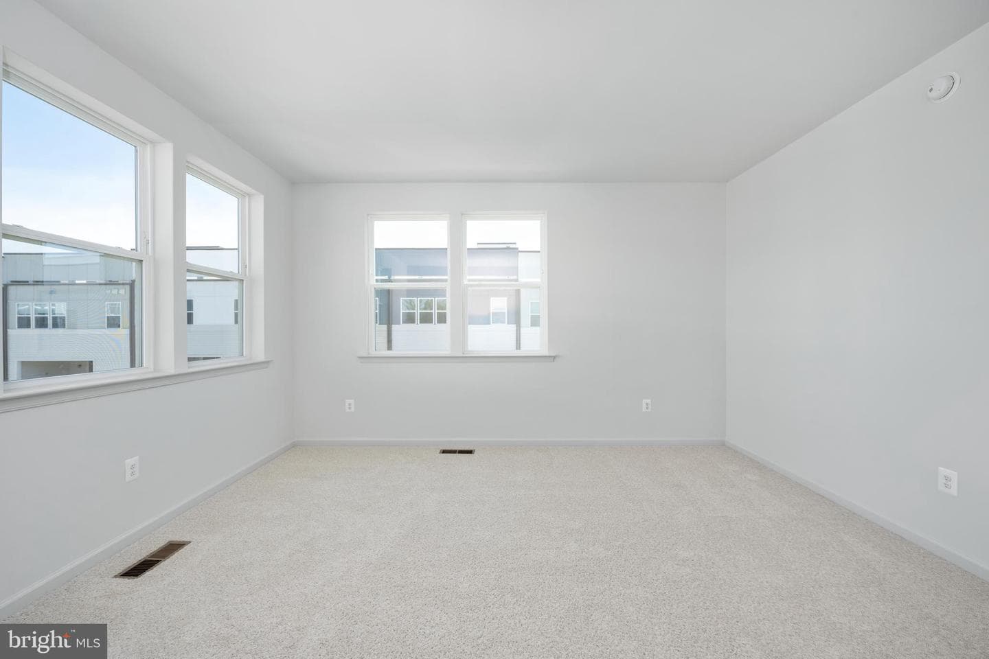 2636 Neabsco Common Place photo 32